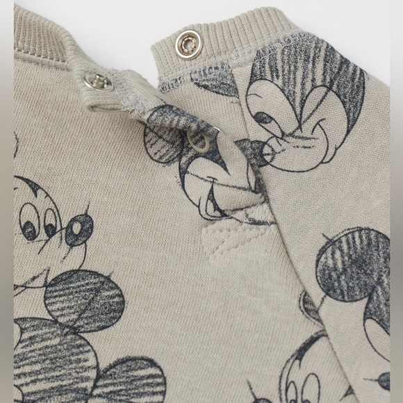 H&M- Mickey Set - Picture 3 of 3